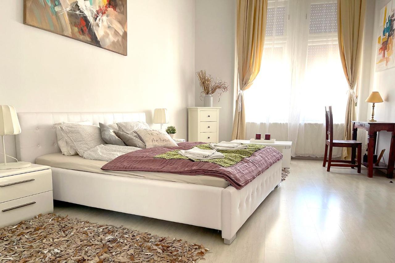 Elegant 125M2 Apartment In Center Of Budapeszt Zewnętrze zdjęcie